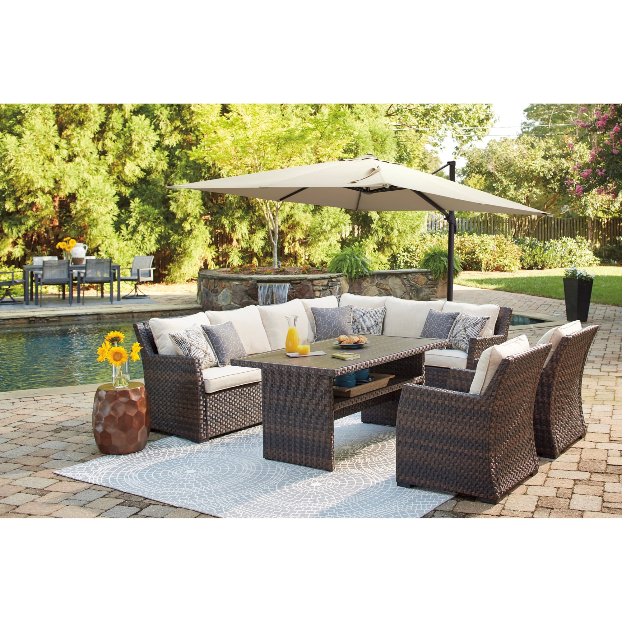 Signature Design by Ashley Easy Isle ASHHP455822 Outdoor 2Piece
